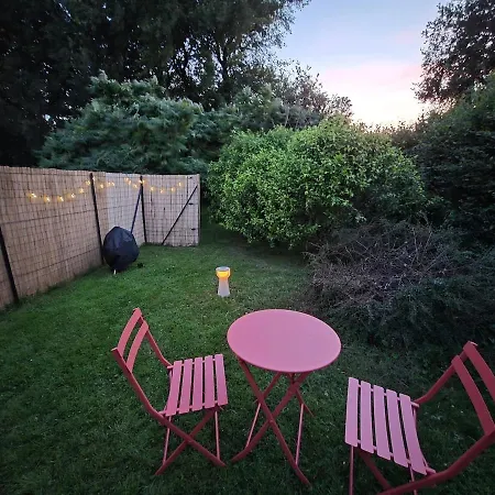 La Des Jardins, Independent Semesterbostad *